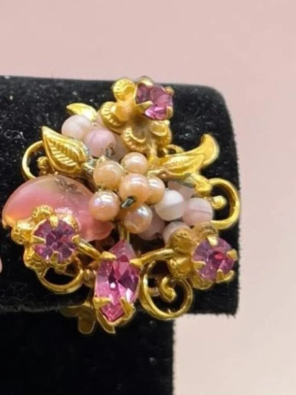 Vintage Signed Robert Pink Flower Cluster Clip-On Earrings Mid-Century 1950s - Picture 2 of 12